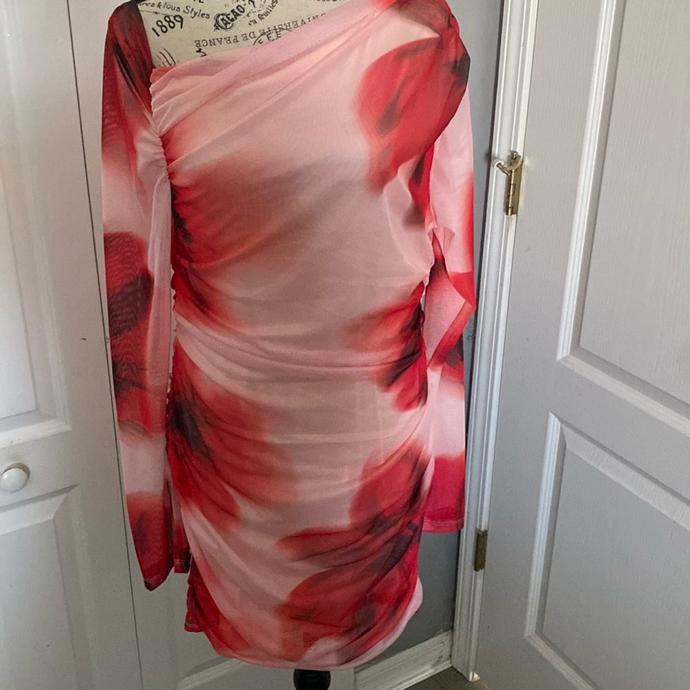 SHEIN BAE long sleeve flower dress size OXL.